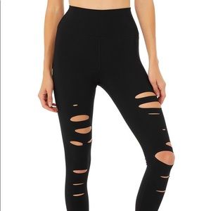 NWOT ALO YOGA High-Waist Ripped Warrior Legging